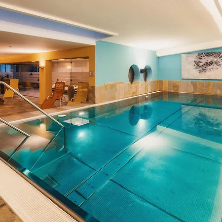 Familien Und Naturhotel Darrehof 세르파우스