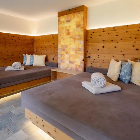 Familien Und Naturhotel Darrehof 4* Serfaus