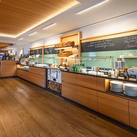 Hotel Familien Und Naturhotel Darrehof 4*