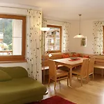 ホテル Familienhotel Darrehof Inkl Supersommercard 4*